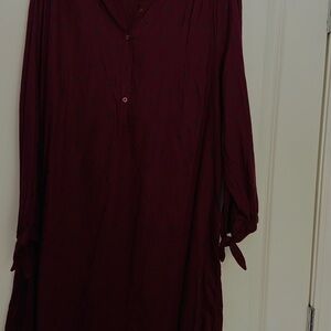 Old Navy Burgundy Long Sleeve Dress